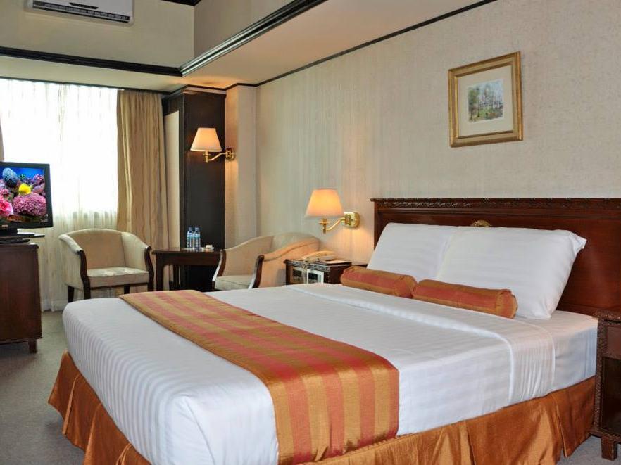 Networld Hotel Spa And Casino Pasay Bagian luar foto