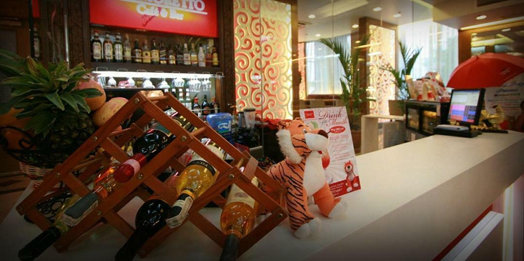 Networld Hotel Spa And Casino Pasay Bagian luar foto