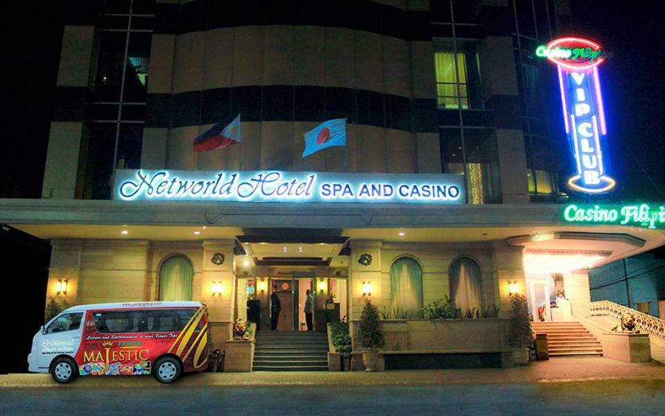 Networld Hotel Spa And Casino Pasay Bagian luar foto
